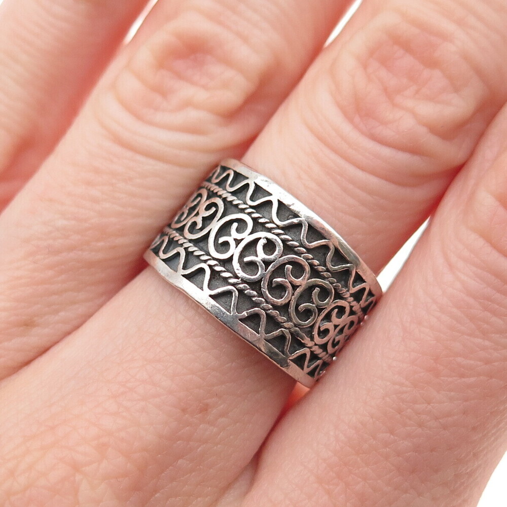 Charles Winston 925 Sterling Silver Vintage Heart Ornate Oxidized Ring Size 6.75